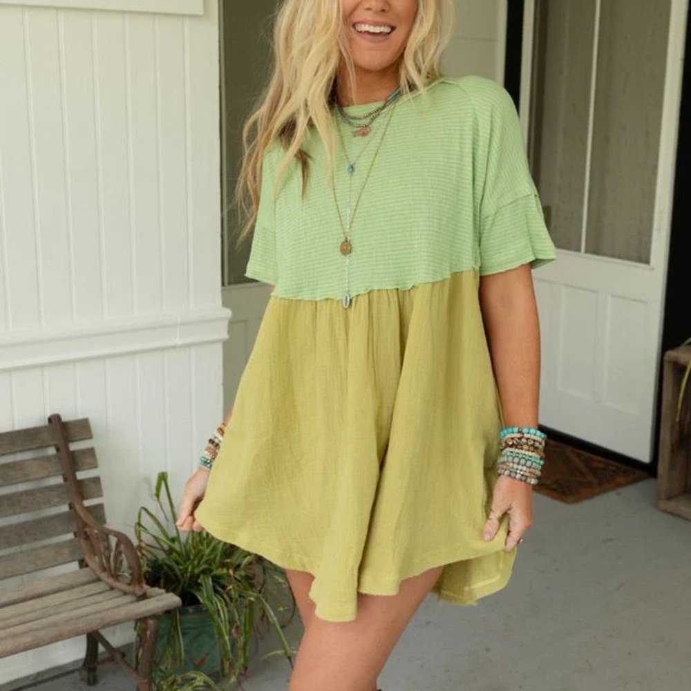 Green Two-Tone Casual Dress